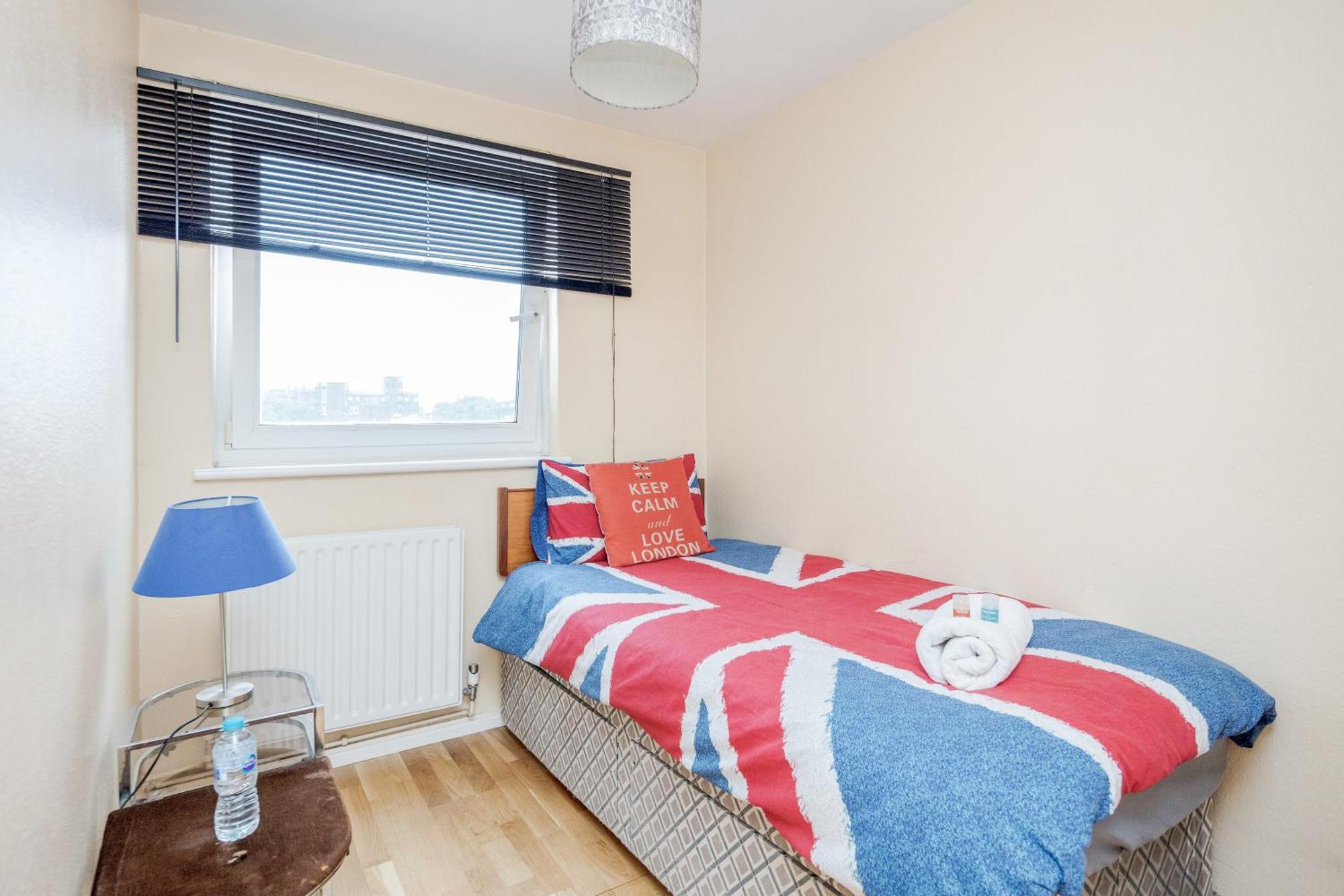 4-Bedroom Flat Near Bigben,Parliament & London Eye Екстериор снимка